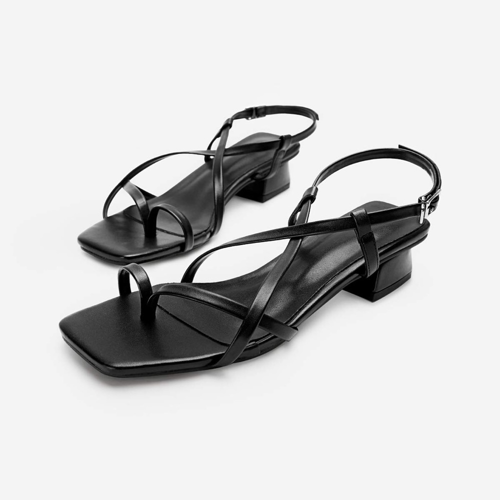 TIJN Kaia black sandals